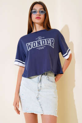 Wonder Baskılı T-Shirt Lacivert - Kadın Giyim Modelleri