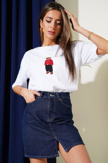 Yaka Ayıcıklı Basic T-shirt Beyaz - Kadın Giyim Modelleri