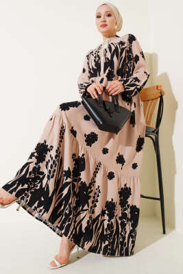 Yaka Bağcıklı Desenli Elbise Latte 