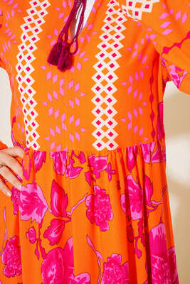Yaka Bağcıklı Desenli Elbise Oranj - Thumbnail