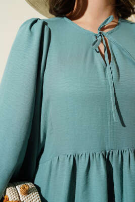 Yaka Bağcıklı Yarasa Kol Elbise Çağla Yeşili - Tesettür Elbise