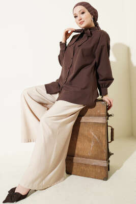 Yaka Bağlama Detaylı Gömlek Kahve - Gömlek