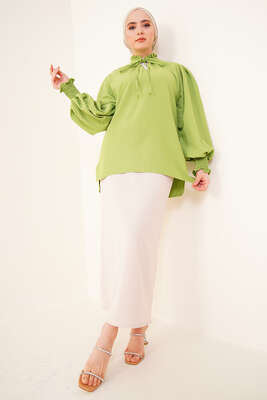 Yaka Bağlamalı Gipe Detaylı Bluz Fıstık Yeşili - Thumbnail