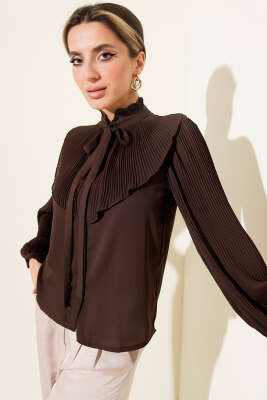 Yaka Bağlamalı Piliseli Kısa Gömlek Kahve - Kadın Giyim Modelleri