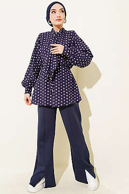 Yaka Bağlamalı Puantiyeli Gömlek Lacivert - Gömlek