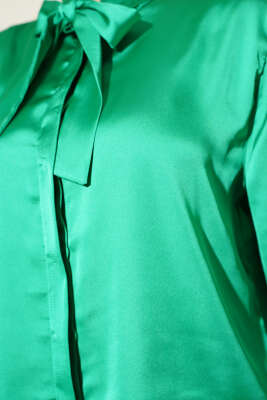 Yaka Bağlamalı Saten Gömlek Yeşil - Yılın Fırsatı