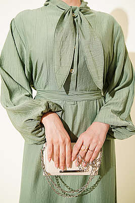 Yaka Bağlamalı Yarım Düğmeli Elbise Çağla Yeşili - Elbise