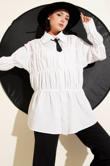 Yaka Büzgülü Gizli Düğmeli Gömlek Beyaz - Gömlek