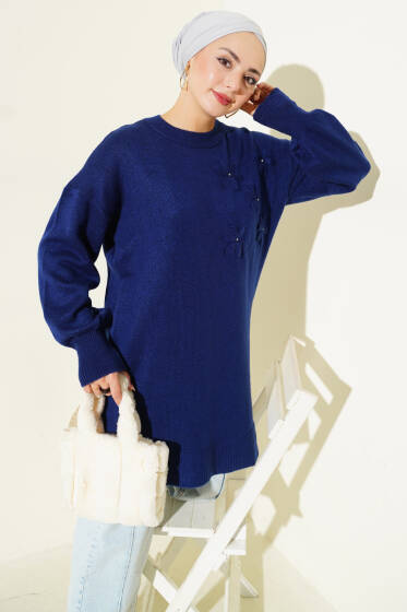 Yaka Çiçekli Yumoş Triko Tunik Lacivert - Tunik