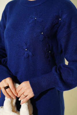 Yaka Çiçekli Yumoş Triko Tunik Lacivert - Tunik