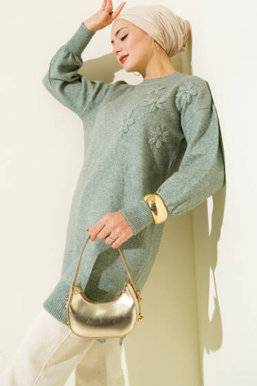 Yaka Çiçekli Yumoş Triko Tunik Mint - Tunik