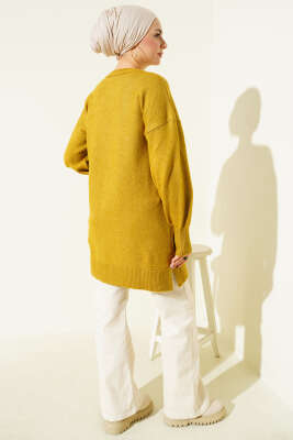 Yaka Çiçekli Yumoş Triko Tunik Yağ Yeşili - Tunik