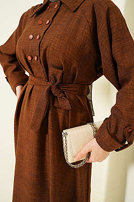 Yaka Çift Düğmeli Elbise Kahve - Elbise