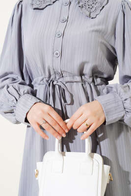 Yaka Dantelli Bel Tünelli Elbise Gri - Tesettür Elbise