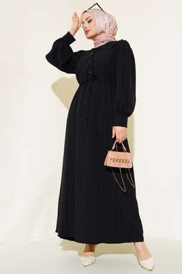 Yaka Dantelli Bel Tünelli Elbise Siyah 