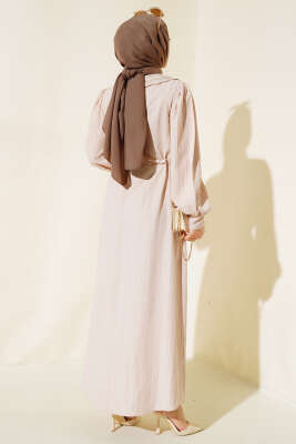 Yaka Dantelli Düğmeli Elbise Bej - Tesettür Elbise