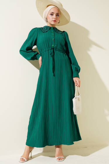 Yaka Dantelli Düğmeli Elbise Yeşil - Elbise