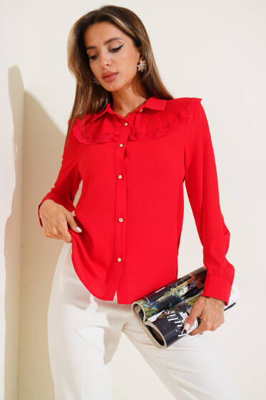 Yaka Dantelli Pliseli Gömlek Kırmızı - Kadın Giyim Modelleri