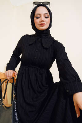 Yaka Dantelli Yarım Düğmeli Elbise Siyah - Tesettür Elbise