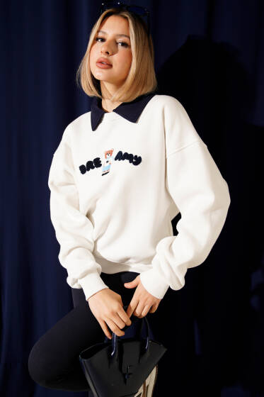 Yaka Detaylı Üç İplik Sweatshirt Ekru - Kadın Giyim Modelleri