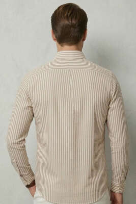 Yaka Düğmeli Çizgili Erkek Keten Gömlek Kahve - Erkek Gömlek