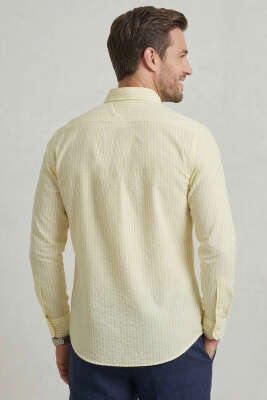 Yaka Düğmeli Çizgili Erkek Keten Gömlek Sarı - Erkek Gömlek