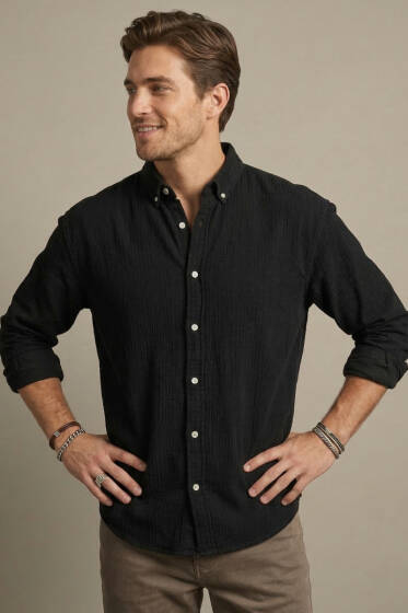 Yaka Düğmeli Krinkıl Gömlek Siyah - Erkek Gömlek