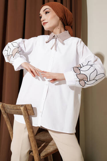 Yaka Ekoseli Kol Nakışlı Gömlek Beyaz - Gömlek
