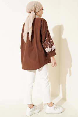 Yaka Ekoseli Kol Nakışlı Gömlek Kahve - Gömlek