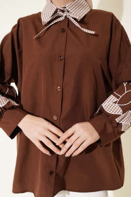 Yaka Ekoseli Kol Nakışlı Gömlek Kahve - Gömlek