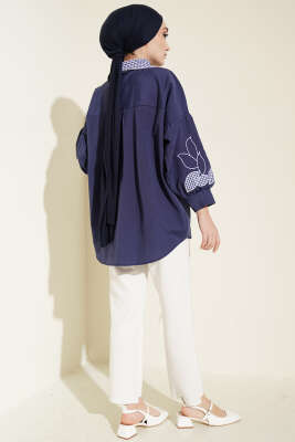 Yaka Ekoseli Kol Nakışlı Gömlek Lacivert - Gömlek