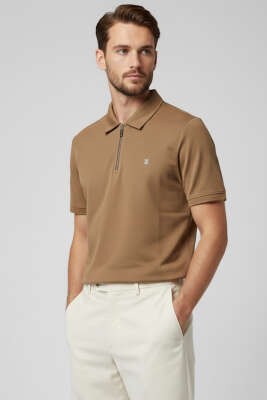 Yaka Fermuarlı Armalı Erkek T-shirt Kahve - BESSE