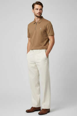 Yaka Fermuarlı Armalı Erkek T-shirt Kahve - Erkek T-shirt