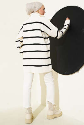 Yaka Fermuarlı Çizgili Triko Tunik Bej - Triko Tunik