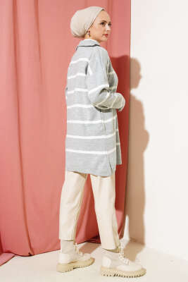 Yaka Fermuarlı Çizgili Triko Tunik Gri - Triko Tunik