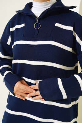 Yaka Fermuarlı Çizgili Triko Tunik Lacivert - Triko Tunik