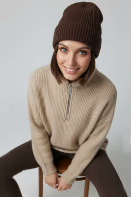 Yaka Fermuarlı Triko Kazak Latte 