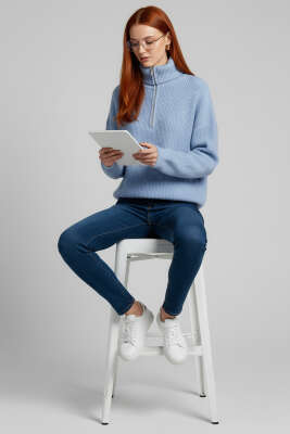 Yaka Fermuarlı Triko Kazak Mavi - Kadın Giyim Modelleri