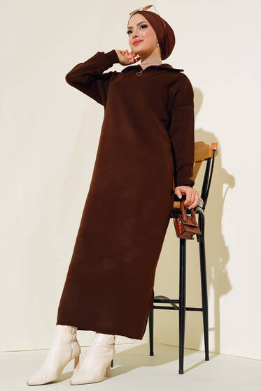 Yaka Fermuarlı Uzun Triko Elbise Kahve - Tesettür Elbise