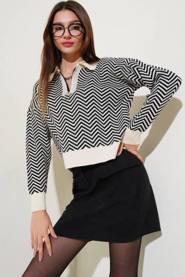 Yaka Fermuarlı Zikzak Desen Triko Kazak Bej - Yeni Giyim