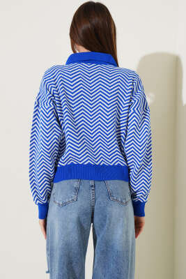 Yaka Fermuarlı Zikzak Desen Triko Kazak Saks - Kadın Giyim Modelleri