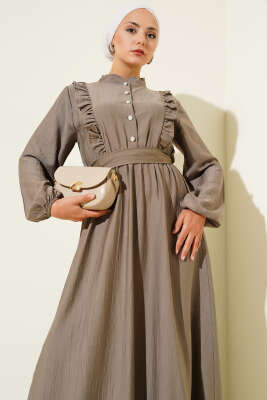 Yaka Fırfır Detaylı Kuşaklı Elbise Vizon - Tesettür Elbise