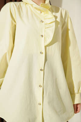 Yaka Fırfırlı Taş Düğmeli Gömlek Sarı - Gömlek