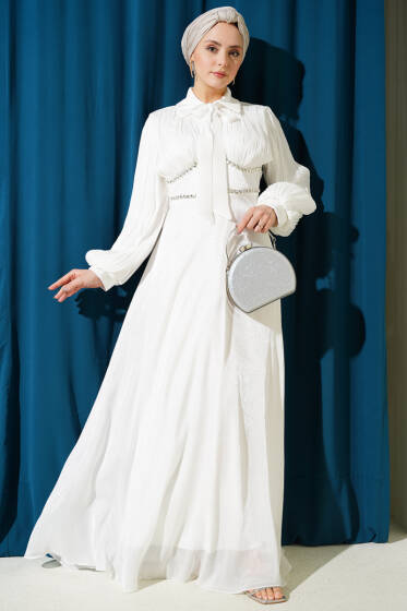 Yaka Fiyonklu Taşlı Abiye Elbise Beyaz - Elbise