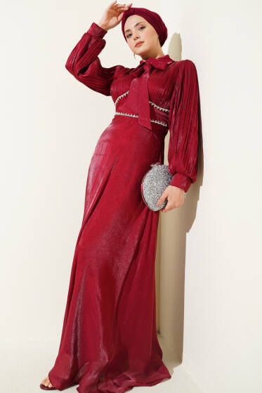 Yaka Fiyonklu Taşlı Abiye Elbise Bordo - Elbise