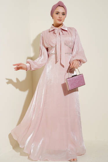 Yaka Fiyonklu Taşlı Abiye Elbise Pudra - Elbise