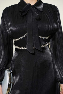 Yaka Fiyonklu Taşlı Abiye Elbise Siyah - Elbise