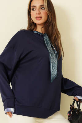 Yaka Fularlı Loyşa Sweatshirt Lacivert - DİVON