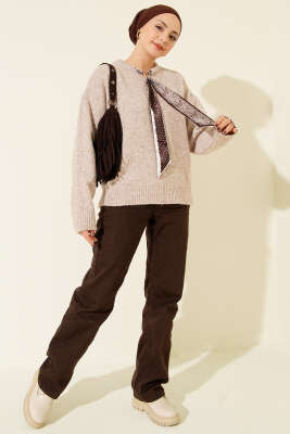 Yaka Fularlı Triko Kazak Bej - Triko Kazak