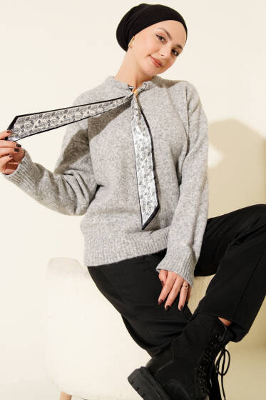 Yaka Fularlı Triko Kazak Gri - Triko Kazak
